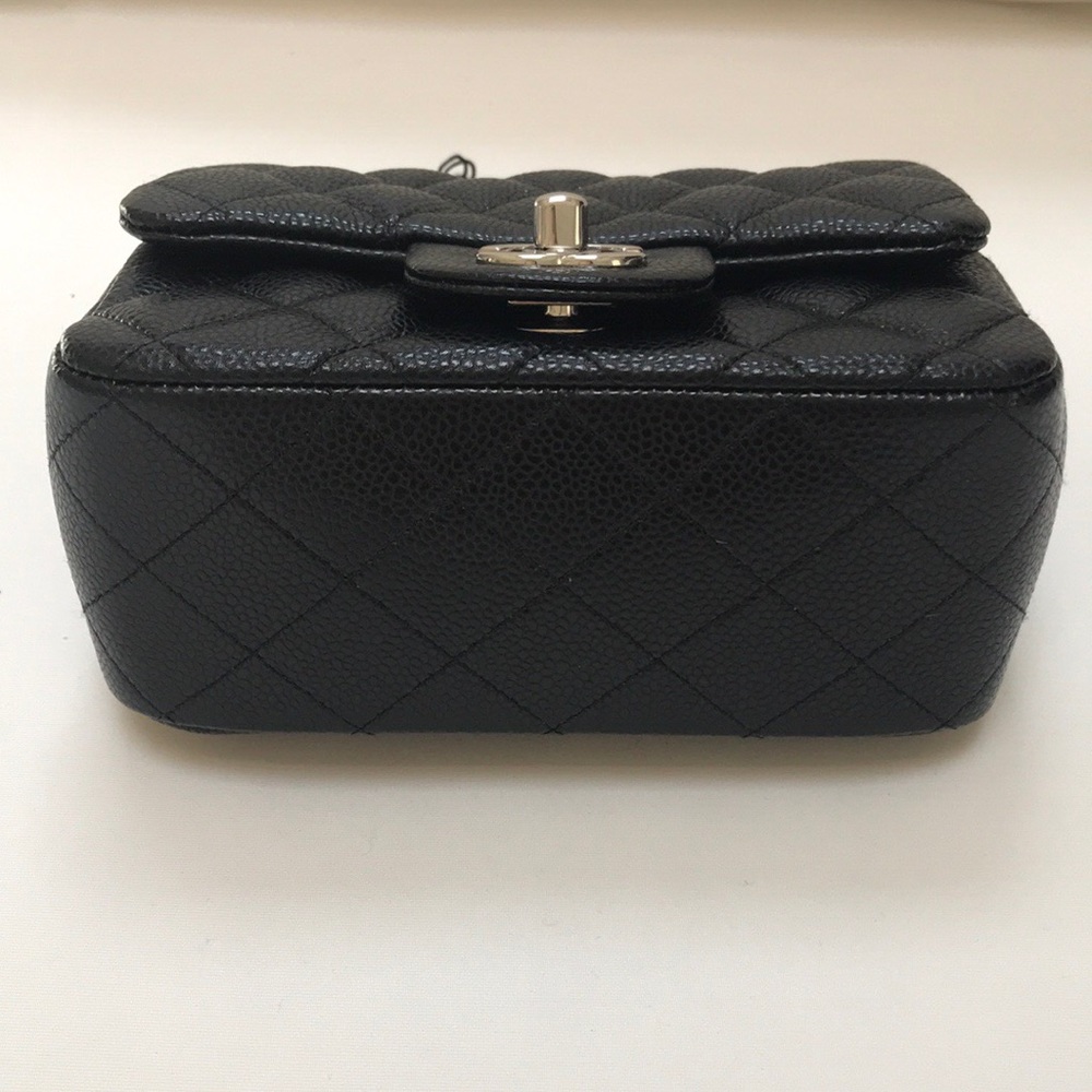 💰SOLD💰💯AUTHENTIC CHANEL MINI SQUARE CAVIAR - Picture 4 of 7